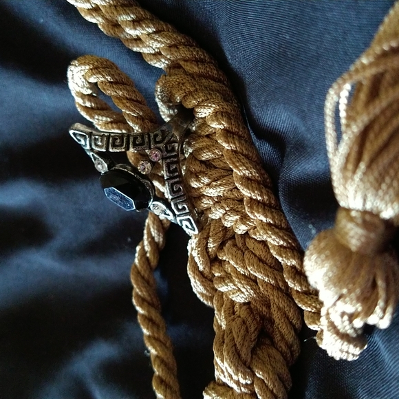 Ring - Picture 2 of 4